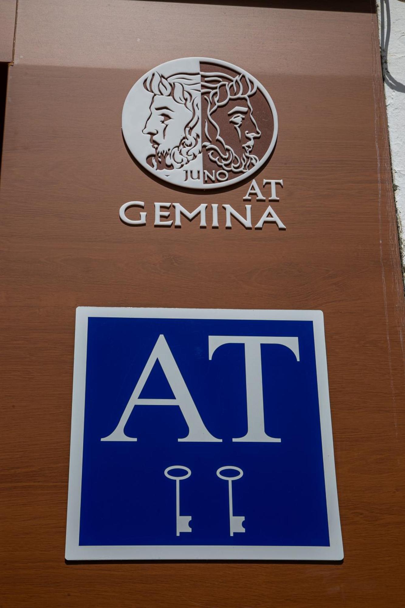 Apartamentos Gemina 梅里达 外观 照片